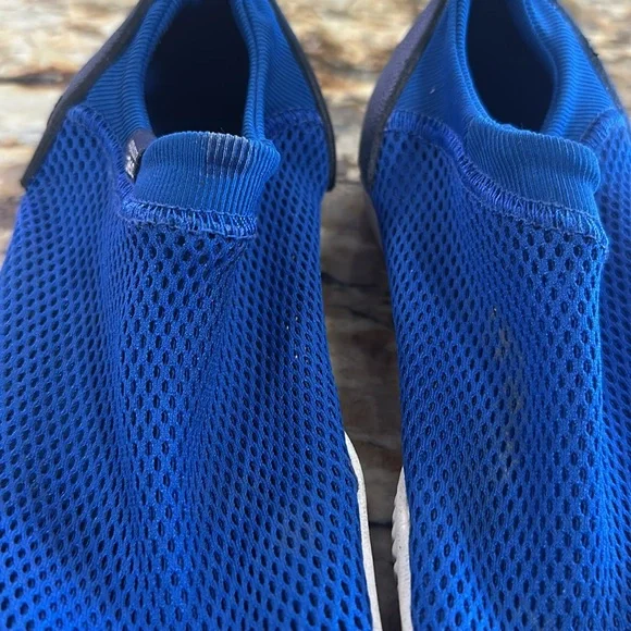 nike youth water shoes - Picture 3 of 10